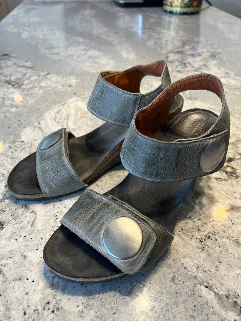 Taos Carousel 2 Leather Wedge Sandals Gray Size 37 US 6 6.5 Excellent Condition